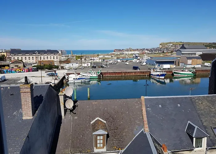 La Nacelle, Classee 3 Etoiles, Vue Degagee Port Et Mer