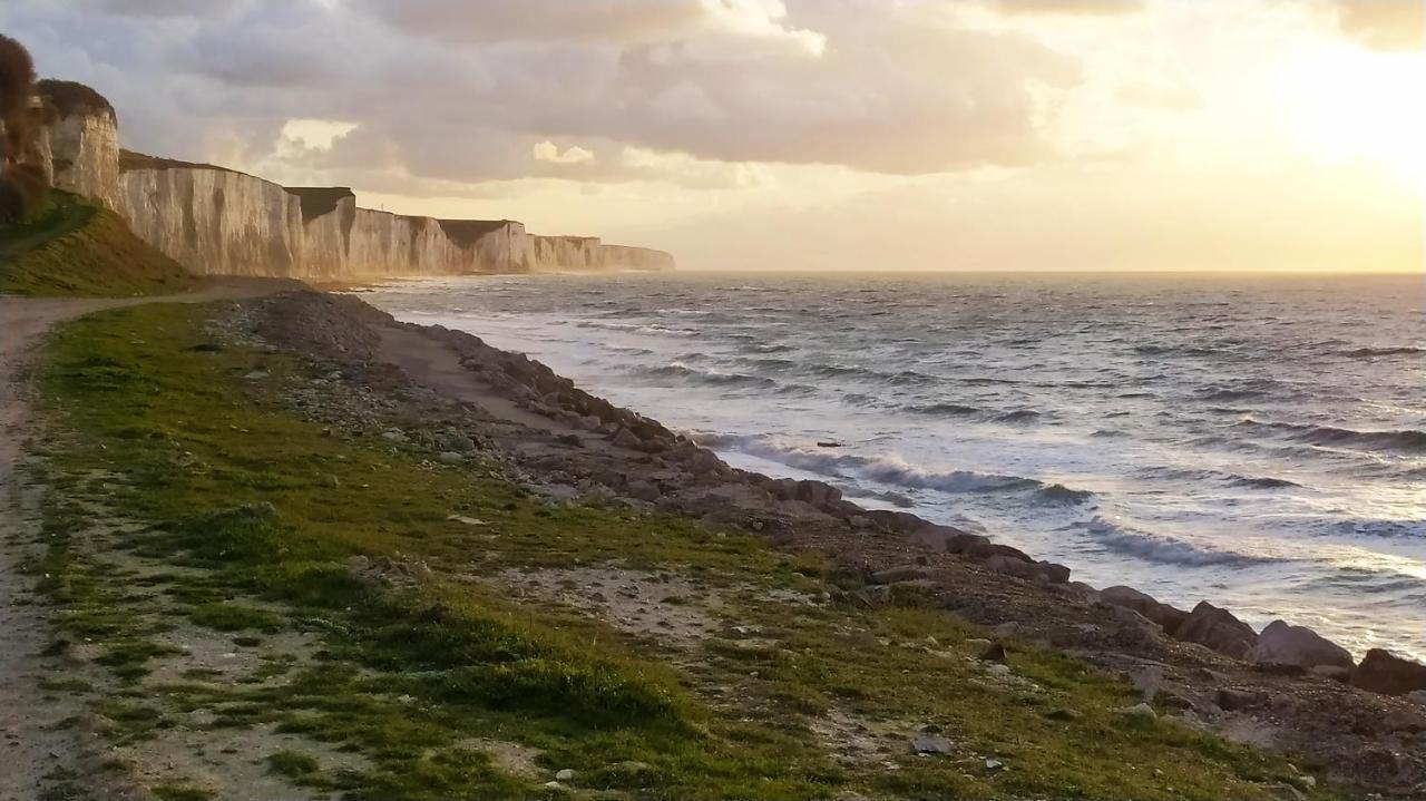 La Nacelle, Classee 3 Etoiles, Vue Degagee Port Et * Le Tréport